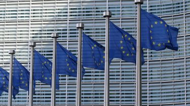 Європейська комісія вводить Директиву про тест мінімальної економічної присутності