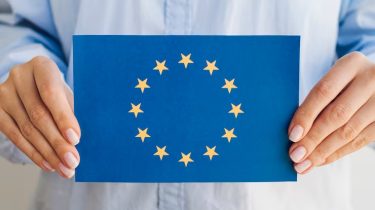 ЄС вніс росію до «чорного списку»: що це означає на практиці